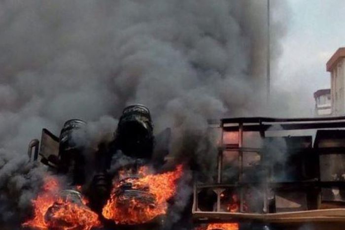 Tejuosho market on fire. (TheNation)