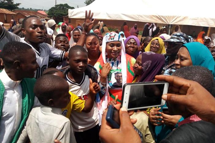 Mrs Ummi El-Rufai during a ‘than you’ visit to Igabi LG on Saturday (NAN)