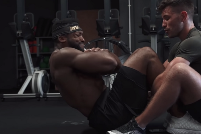 Watch A Bodybuilder Take The Marine Fitness Test