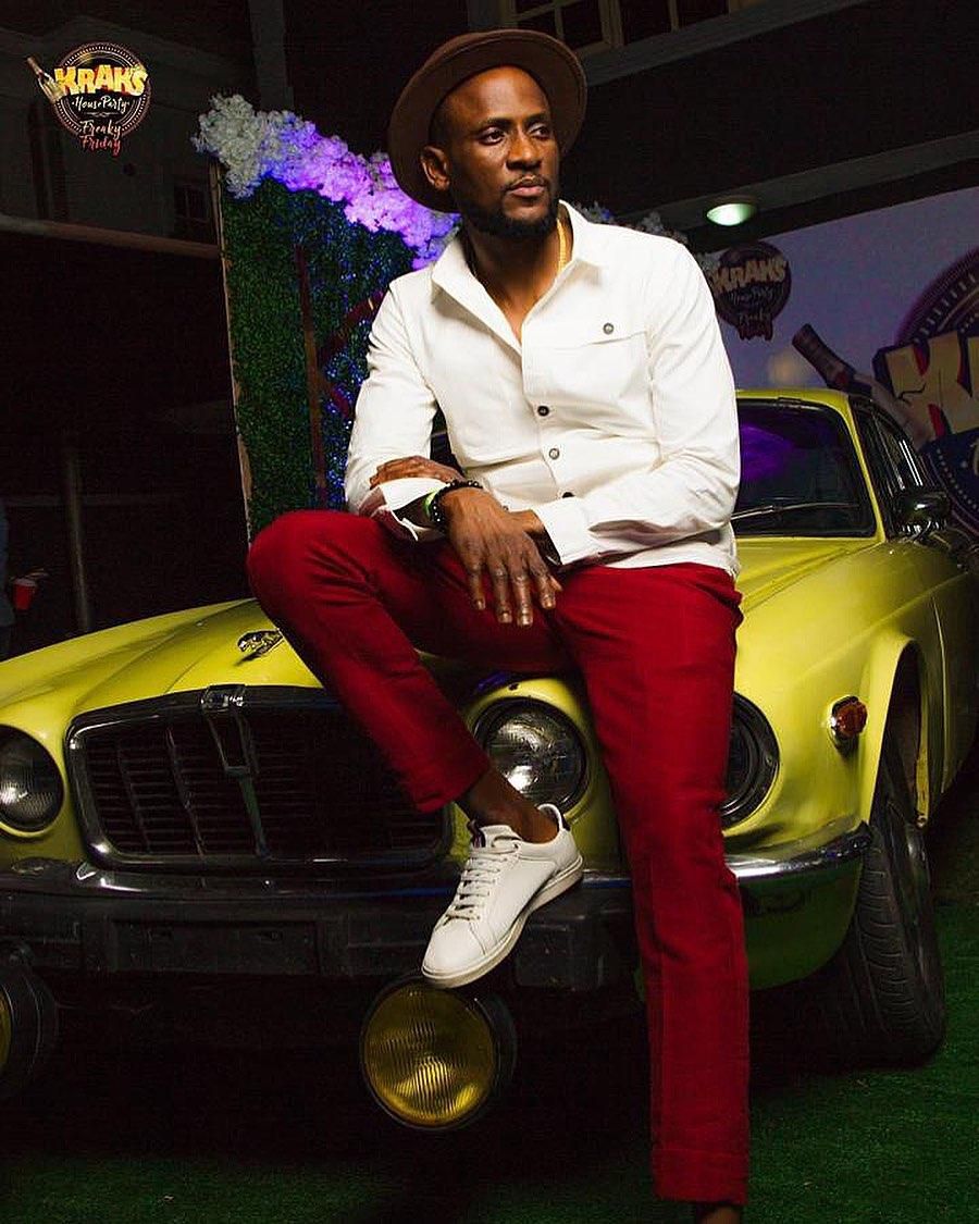 Big Brother Naija's Omashola is appealing to people with suicidal thoughts who are camping in his Instagram DM to have a rethink. [Instagram/Sholzy23]