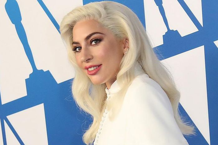 Lady Gaga Says She Is A "Single Lady"