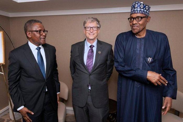 President Muhammadu Buhari has commended the contributions of Bill Gates and  Aliko Dangote [Twitter/@BashirAhmaad]