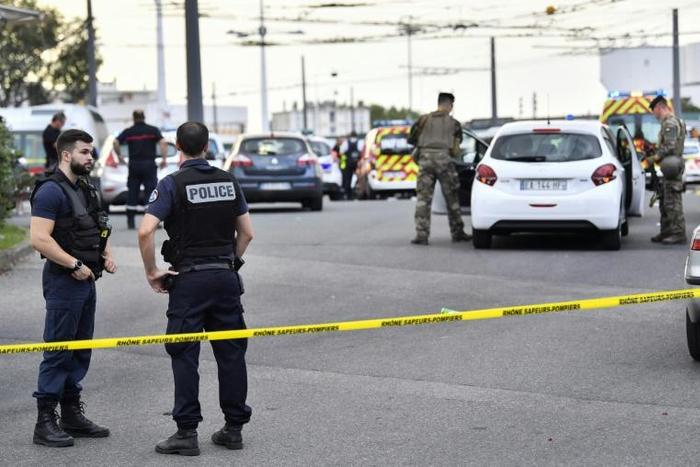 French police and soldiers sealed off the area after the attack