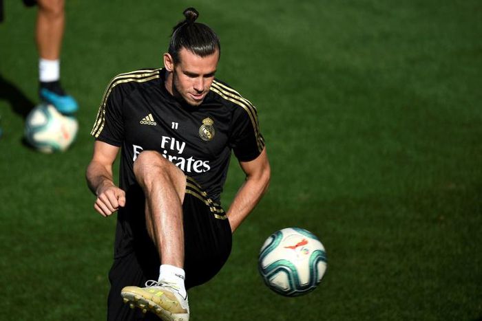 Gareth Bale takes part in a Real Madrid training session