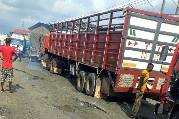 Truck crushes Army officer to death in Ogun