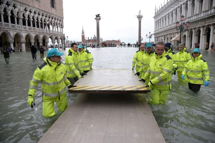Forecasters expect a welcome improvement in water levels in Venice over the coming days, allowing residents to assess damage the mayor has already put at over a billion euros