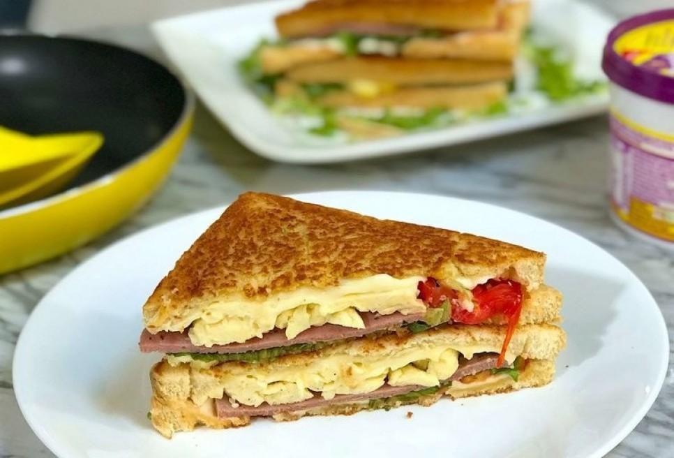 The Mamador Breakfast Series: Healthy breakfast, and the Mamador Light Fat Spread