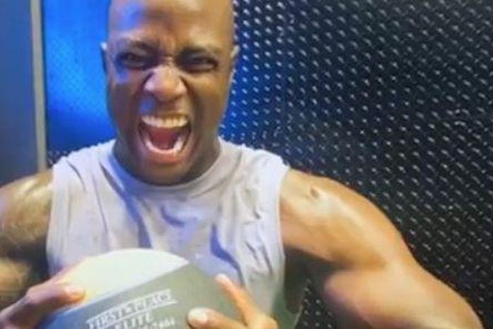 DeMarcus Ware's Medball Slam Countup Routine