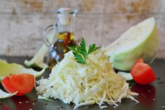 Try this easy and tasty coleslaw recipe