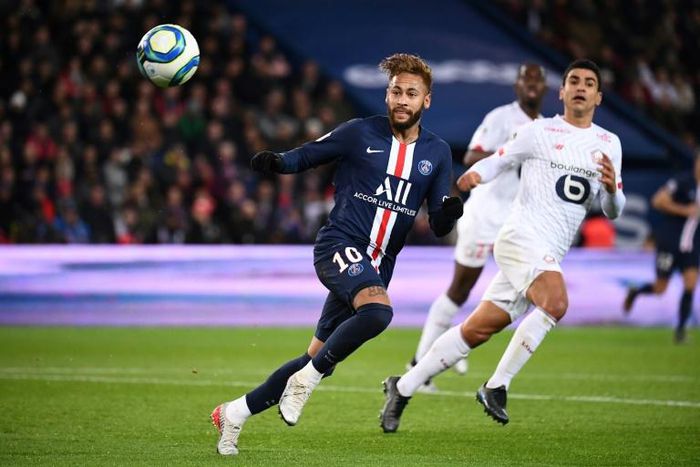 Neymar in action in Paris Saint-Germain's 2-0 win over Lille on Friday