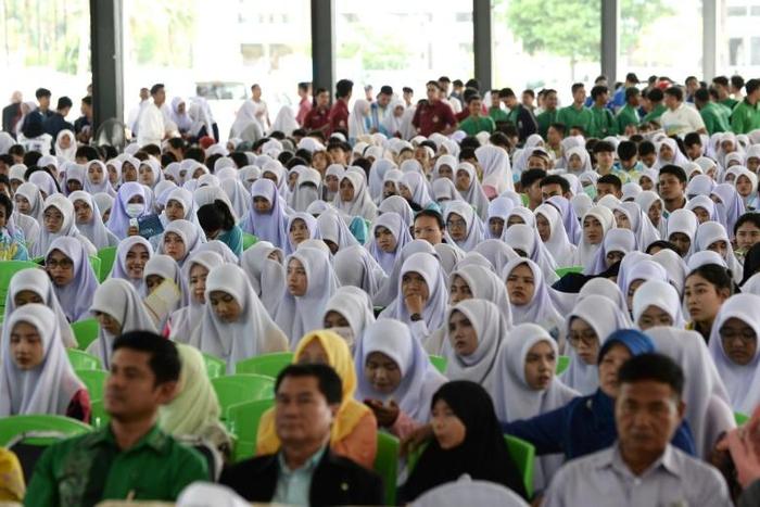 The police order seeking intel on Muslim students has sparked outrage and fears of discrimination