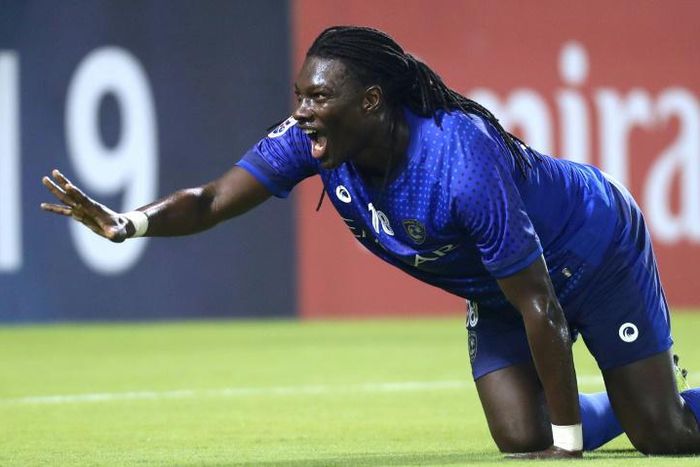 Al Hilal forward Bafetimbi Gomis scored at both ends as his side hammered Al Sadd