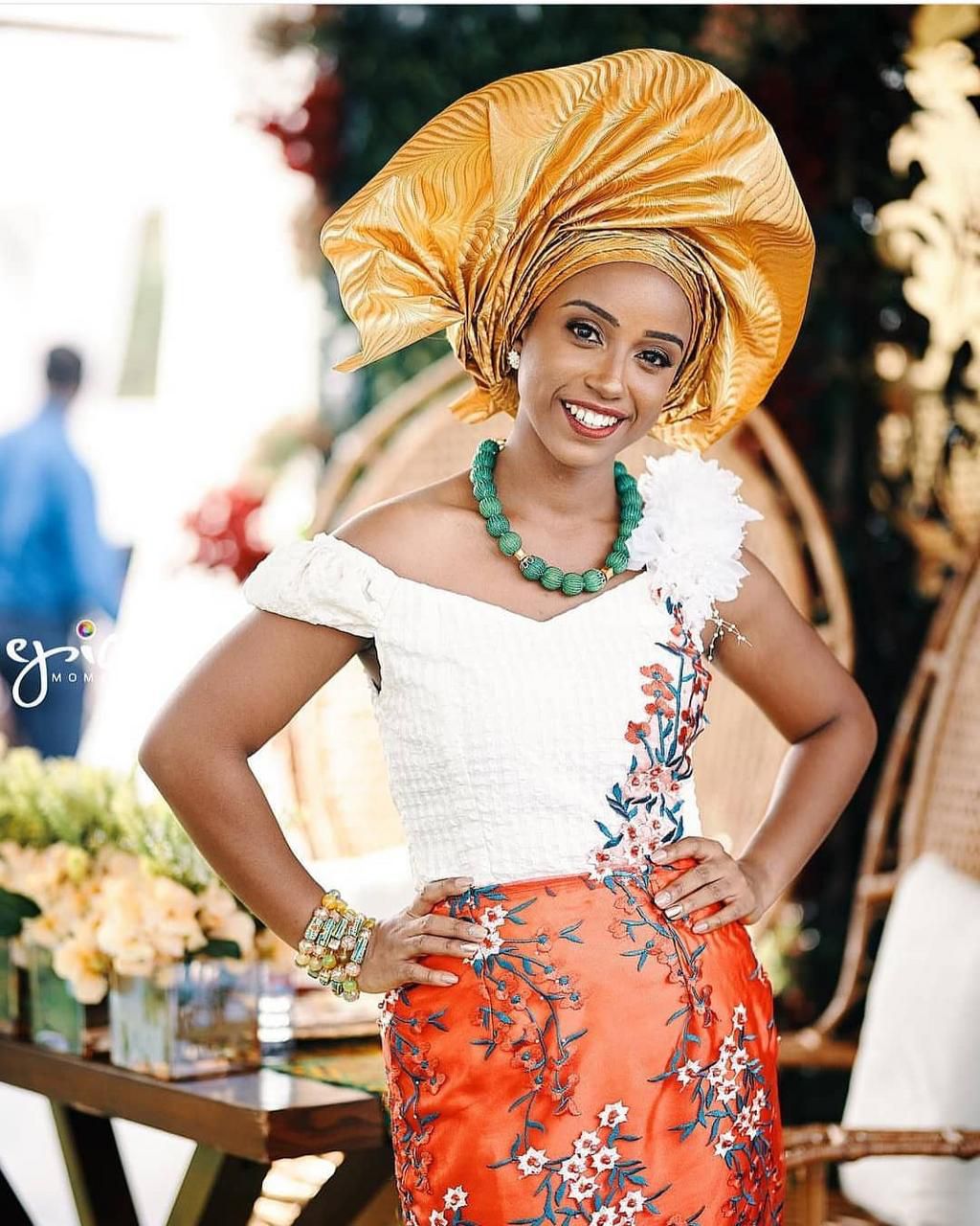 how to get a boyfriend at a wedding