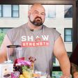 The Over 10,000 Calorie Diet of An Elite Strongman