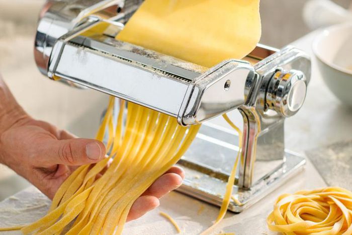 Dr. Pimple Popper Pops 'Fettuccine' Cyst