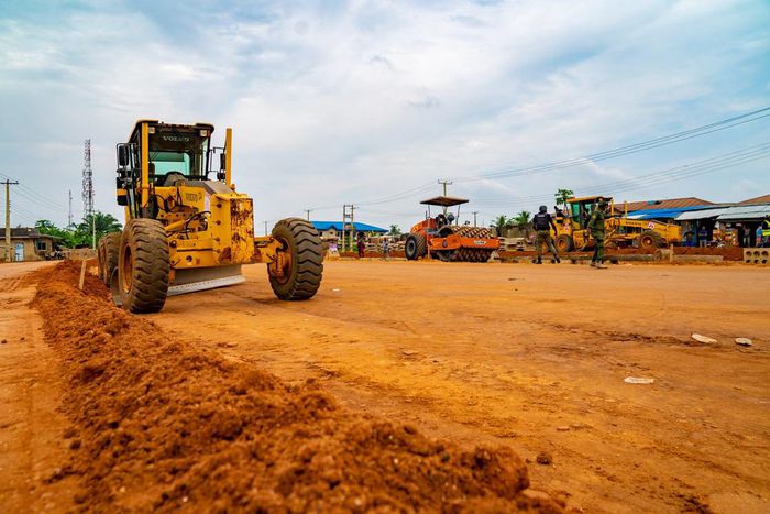 Rehabilitation of Ijede Road, Ikorodu (NAN)