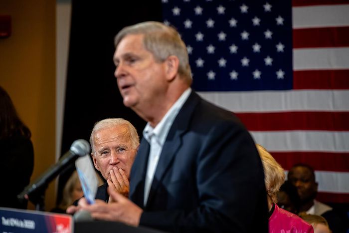 Biden's Plan to Win Iowa: Bond With Voters, One by One