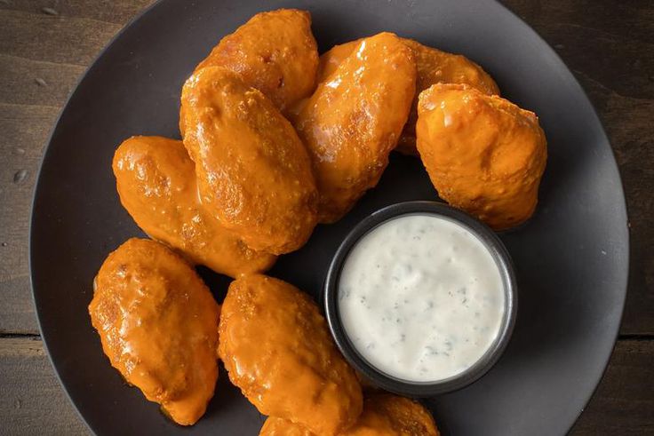 Hooters Just Launched Meatless Chicken Wings