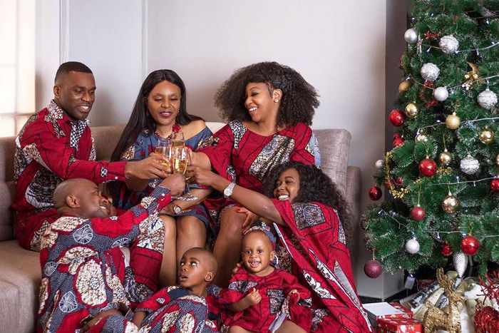 Here are some of the beautiful Christmas photos of your favourite celebrities and their families. [Instagram/RitaDominic]