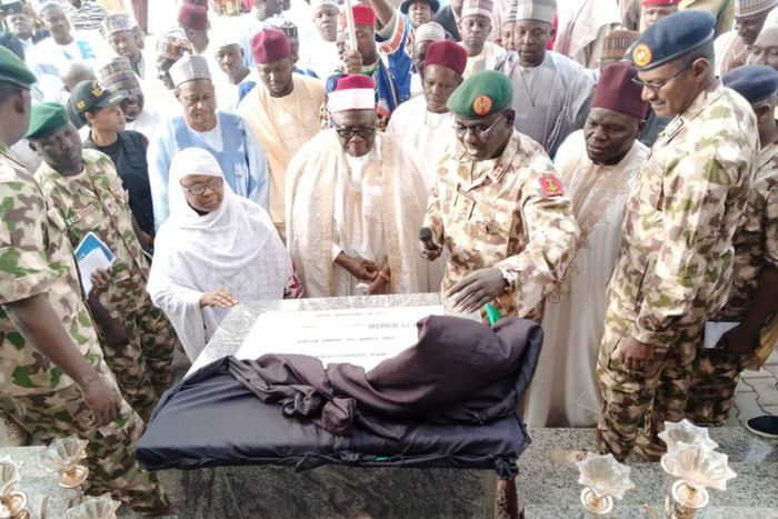 The Chief of Army Staff, Lt.-Gen. Tukur Buratai and Emir of Biu during the inauguration of the newly built Faculty of Natural and Applied Sciences at Nigerian Army University Biu, Borno State on 3/1/2020. (NAN)
