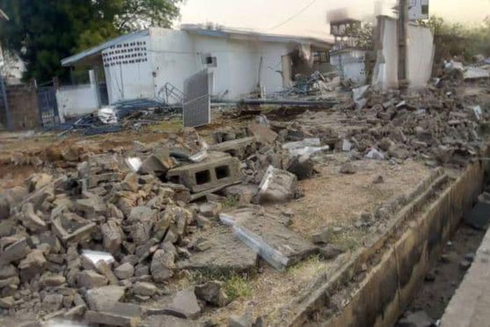 Bukola Saraki's political home known as Ile Arugbo has been demolished by Kwara Stte government. (Legit)