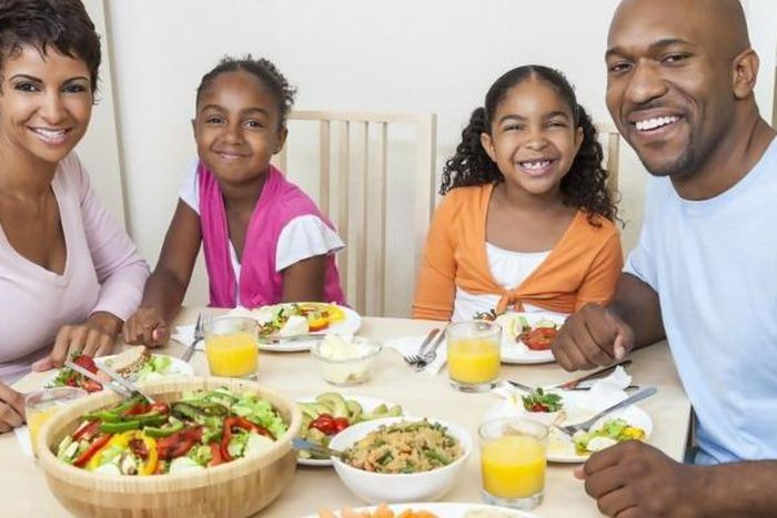 How to get your teenagers to eat healthy food on their own