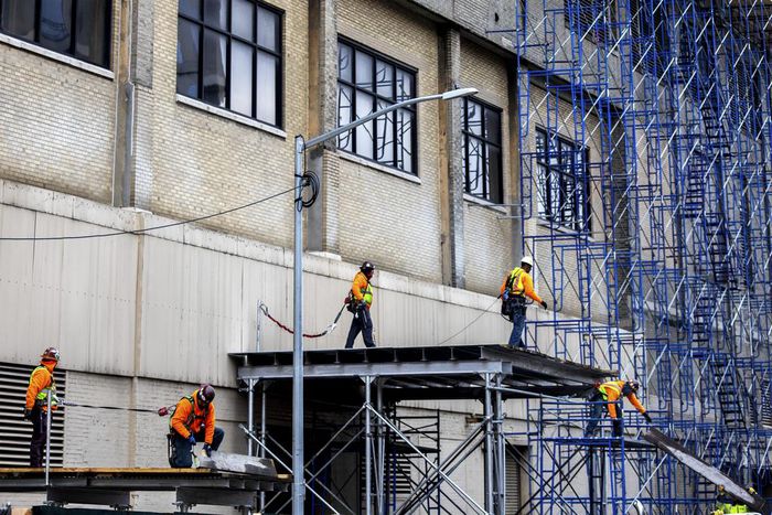 After Death From Falling Debris, Violations Found at 220 Buildings