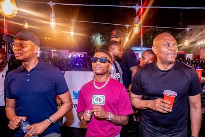 Kennedy Uzoka, Wizkid and Tony Elumelu during the Red TV Rave 4 ‘Shutdown’ which held at the Lekki event center , Lagos
