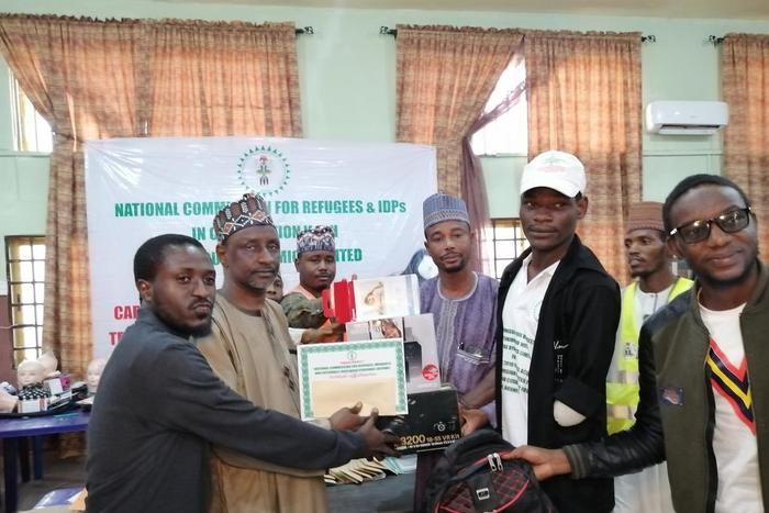 FG trains 200 IDPs to become photographers, artists in Borno. [NAN]