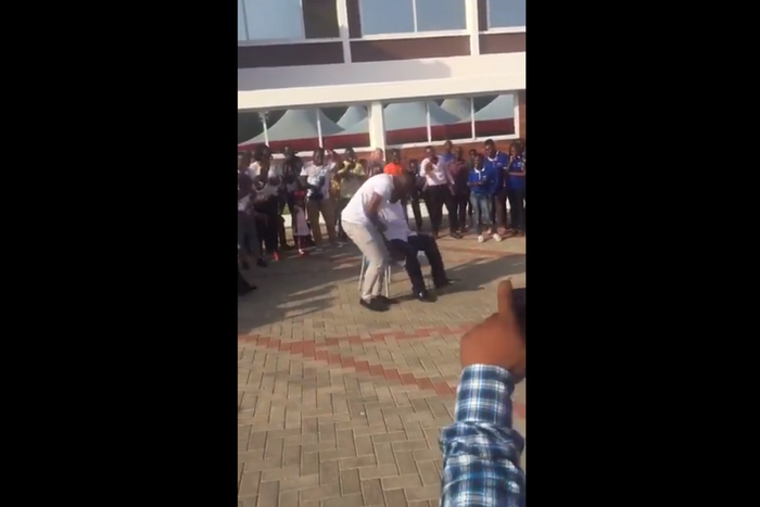 Video: Mahama wins musical chair competition