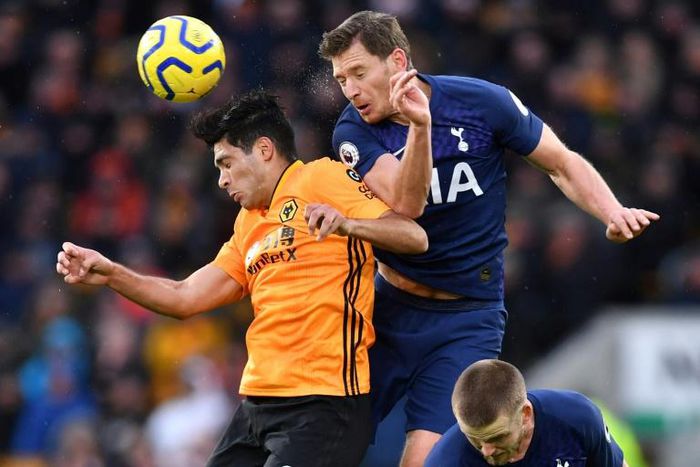 Jan Vertonghen's late winner handed Tottenham a 2-1 win at Wolves
