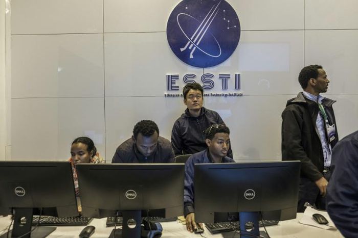 Historic launch: Chinese and Ethiopian personnel at the Entoto Observatory and Research Centre in Addis Ababa