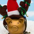 10 best ways to save money during this Christmas season