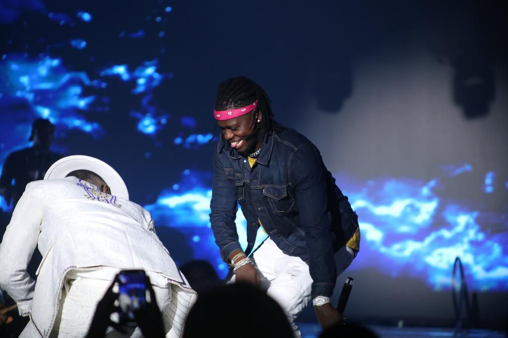 Kizz Daniel is a star! Singer rounds off 2019 with superstar performance at #KizzDanielLive