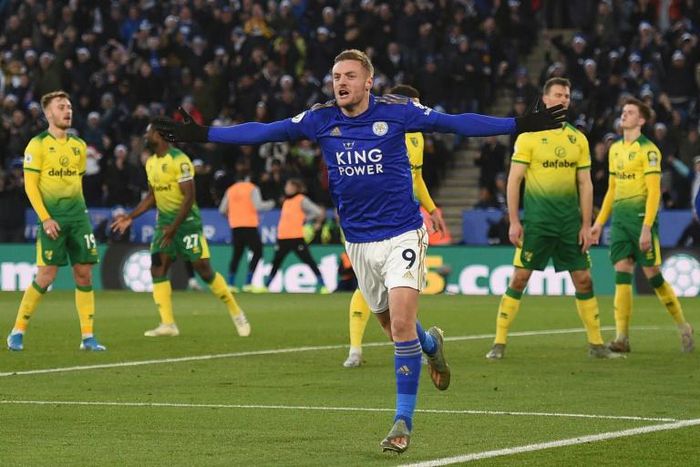 Jamie Vardy's scoring streak came to an end as Norwich held Leicester 1-1