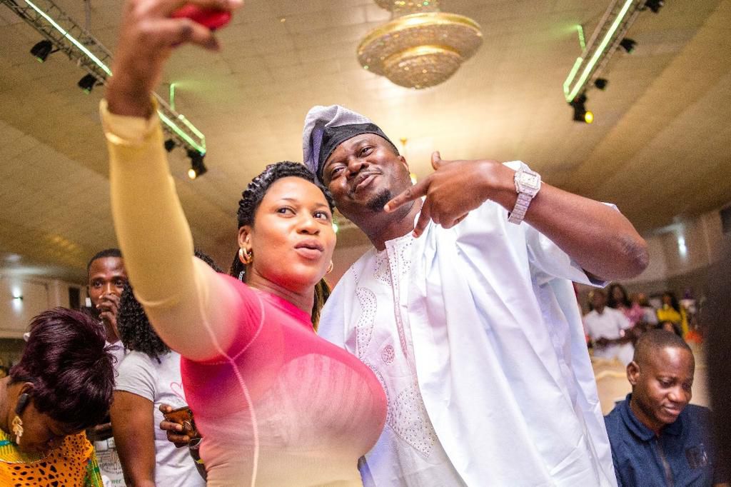 Boxing Day Special: Muyiwa Ademola joins Maltina’s happiness trail with Laf Up Ibadan