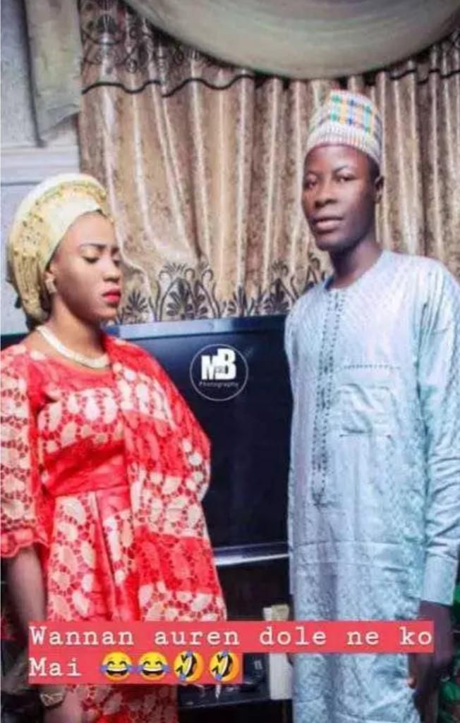 Bride’s facial expression in prewedding photos could scare single people from marrying