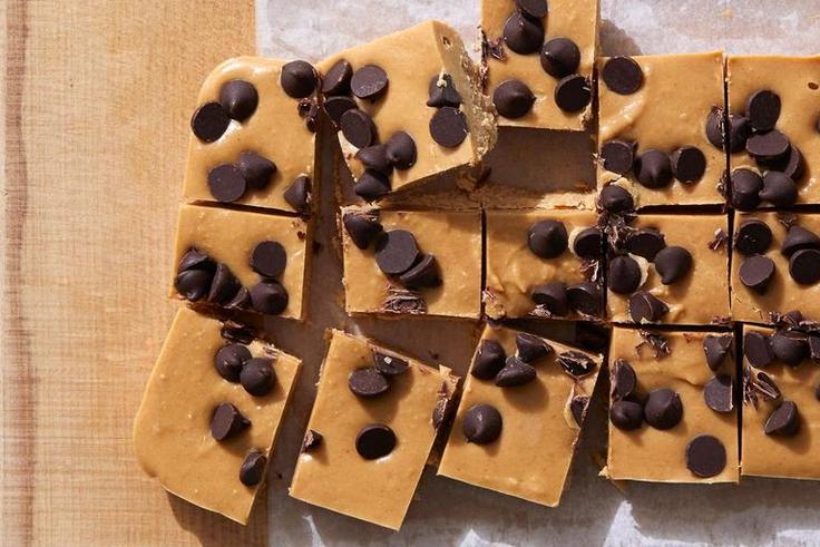 5-Ingredient Chocolate-Peanut Butter Freezer Fudge