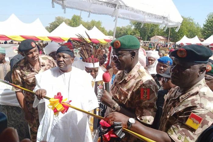 The Chief of Army Staff, Lt.-Gen. Tukur Buratai, Deputy Governor, Adamawa state, Chief Seth Crowther, inaugurating the newly built Entrepreneurial and Ski Acquisition Centre at Gibson Jalo Cantonment in Yola, Adamawa State on 28/12/2019. (NAN)
