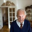Leon Schwarzbaum, 98, was sent to Auschwitz in occupied Poland at the age of 22