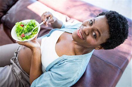 Vomiting in pregnancy is a sign your child may have higher IQ