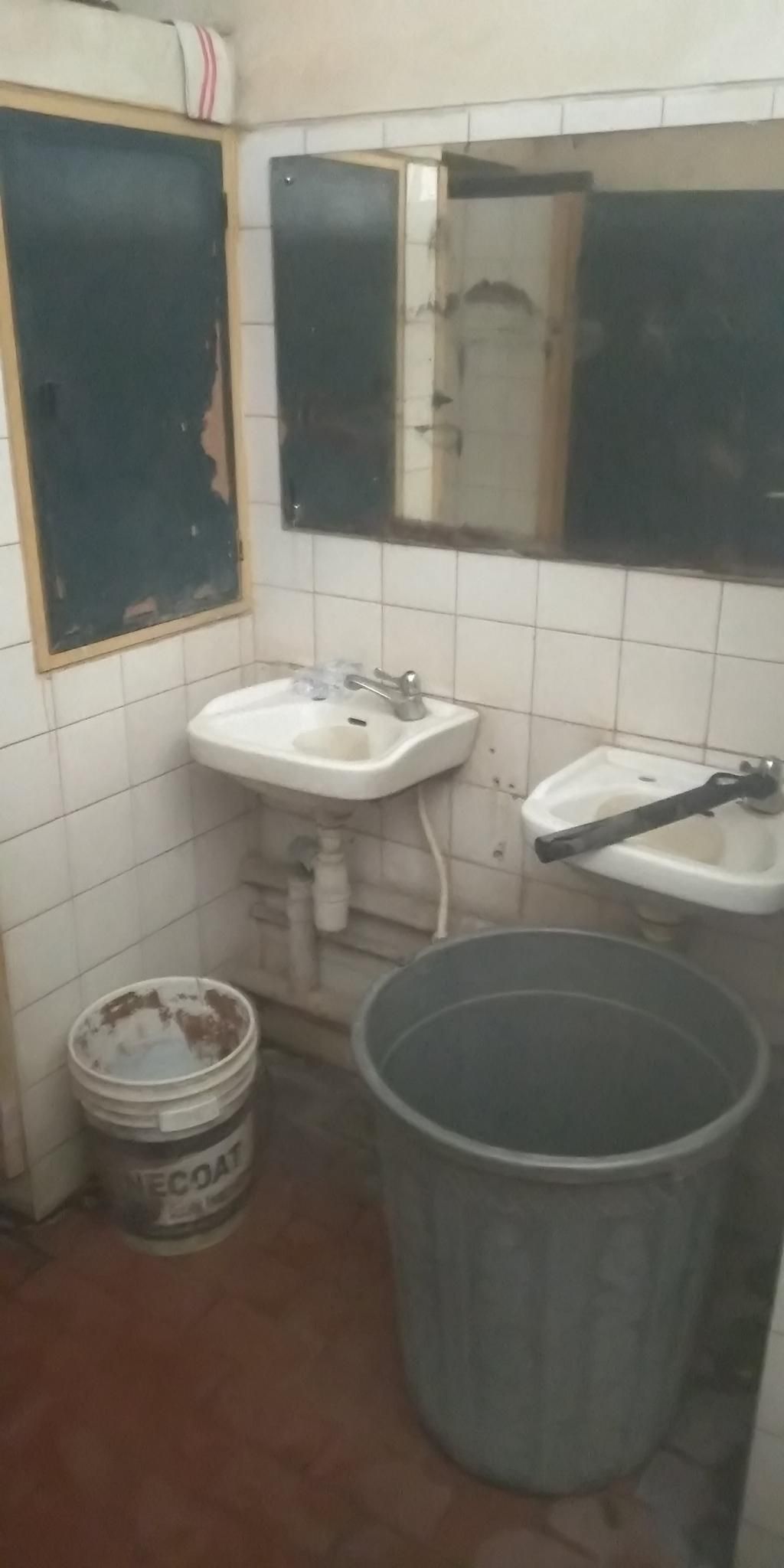 Toilets in Cocoa House are an eyesore (Pulse)