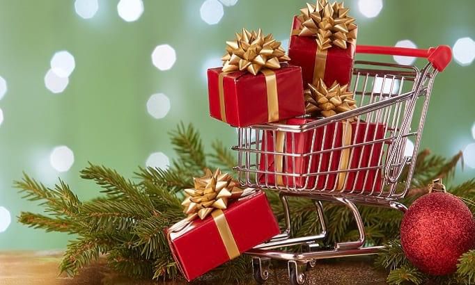 10 best ways to save money during this Christmas season