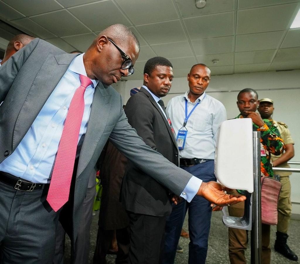 Governor Babajide Sanwo-Olu paid a visit to the Murtala Muhammed International Airport to assess  screening of inbound passengers for Coronavirus. [Twitter/@jidesanwoolu]