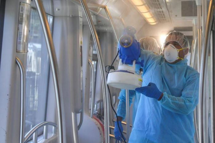 While individual measures - such as cleaning public transport - were helpful, a comprehensive approach to the crisis is needed, says the WHO