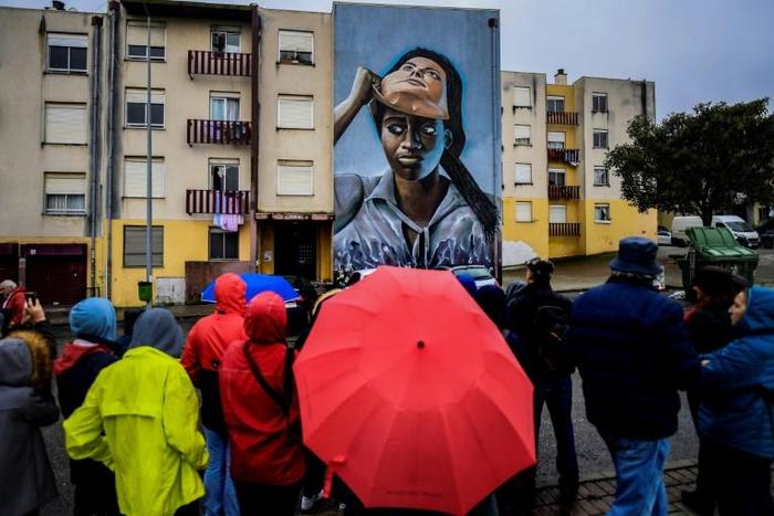 Since the murals went up, a bus line has begun to serve the area, cultural events have multiplied, and the crime rate has fallen