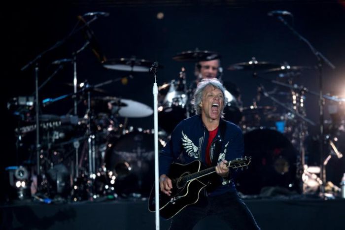 US rock star Jon Bon Jovi has marvelled over Bayern Munich's performance in beating Chelsea 3-0 when they had been drinking whisky on the eve of the match