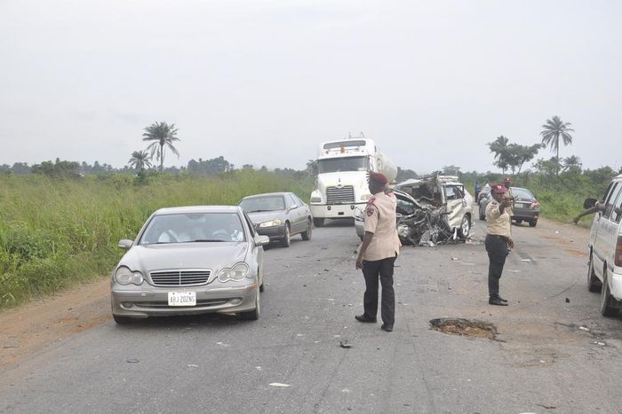 FRSC officials controlling traffic at an accident scene. [dailypost]