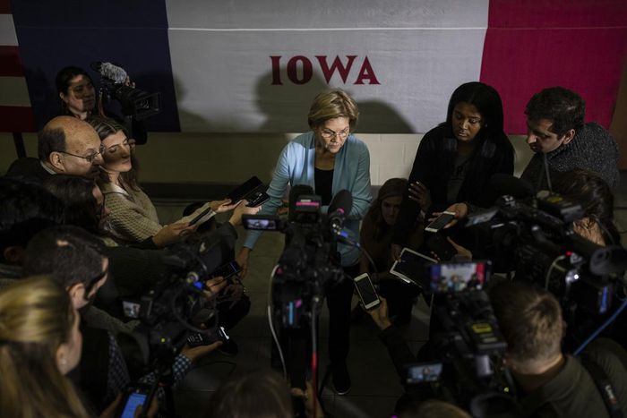 Sanders Is Said to Have Told Warren That a Woman Could Not Win the Presidency