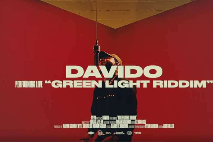 Davido performs 'Intro' to 'A Good Time' and 'Green Light Riddim' on Vevo CTRL. (YouTube/Davido)